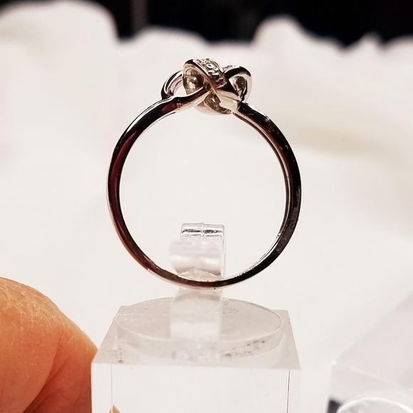 Diamond Love Knot Ring - Picture 7 of 12